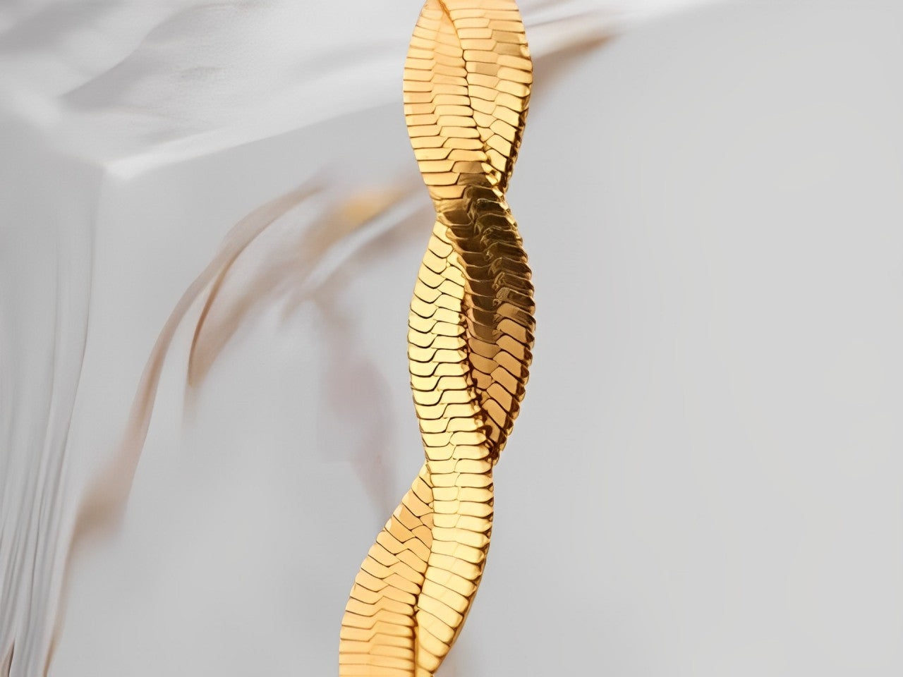 Collar de Serpiente Mujer