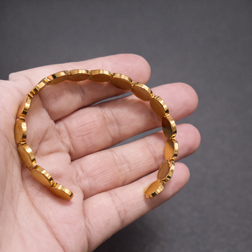 Brazalete 7 corazones - Chapado en Oro de 18k